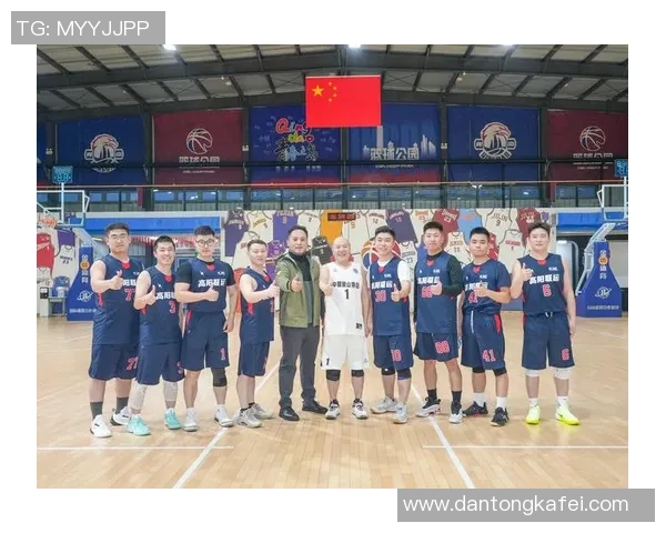 重庆篮球队荣登篮球团队协作排行榜第一名展现卓越团队精神与实力