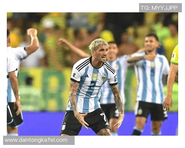 绰号胖子的足球明星如何用实力打破外界偏见与刻板印象