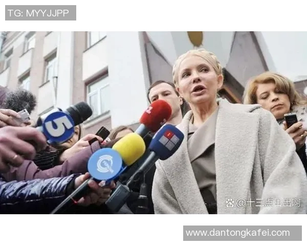 乌克兰足球传奇退役明星盘点与成就回顾